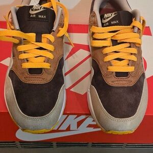 Nike Air Max Men's Sneakers - Brown and Yellow
